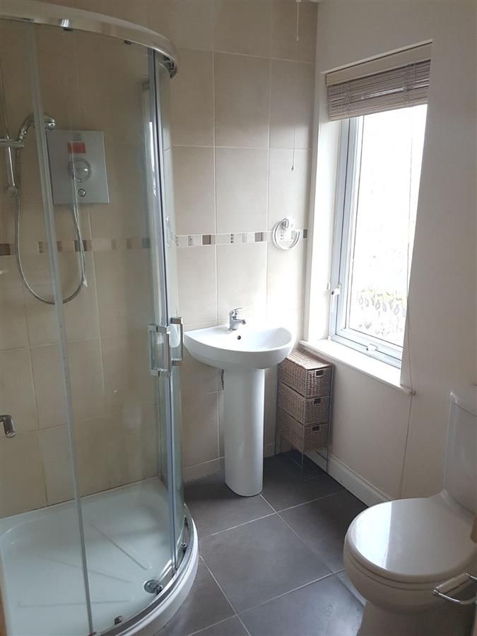 Apt 6, 254 Crumlin Road