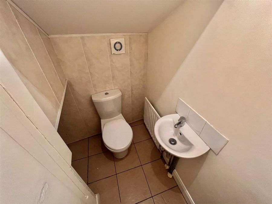 Apt 1, 106 York Road