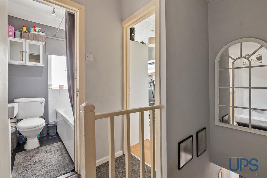 81 Joanmount Gardens