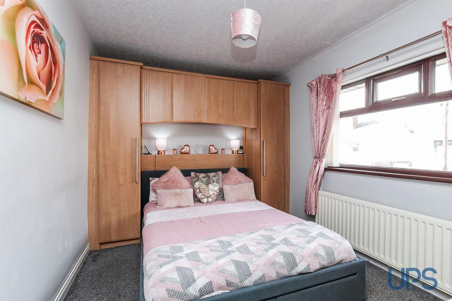 81 Joanmount Gardens