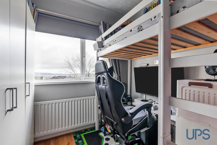 81 Joanmount Gardens