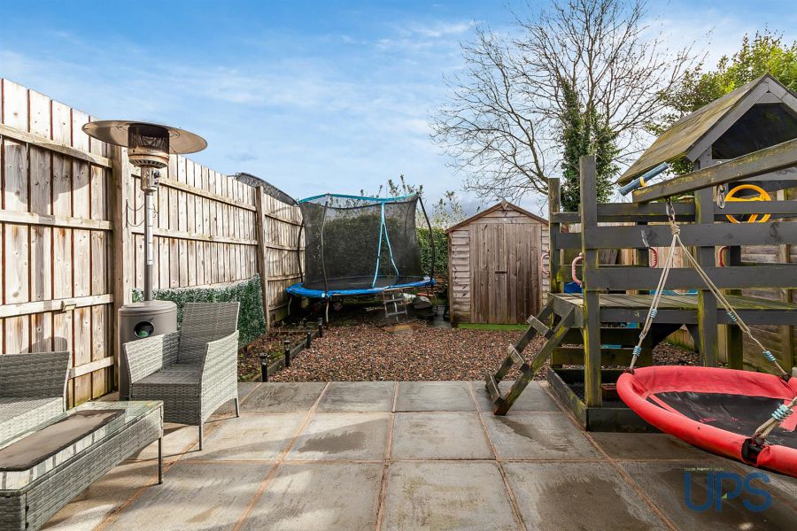 81 Joanmount Gardens