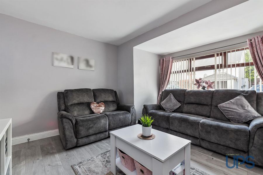 81 Joanmount Gardens