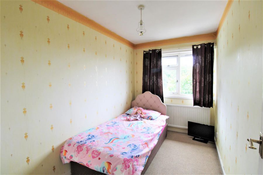 4 Sunningdale Green