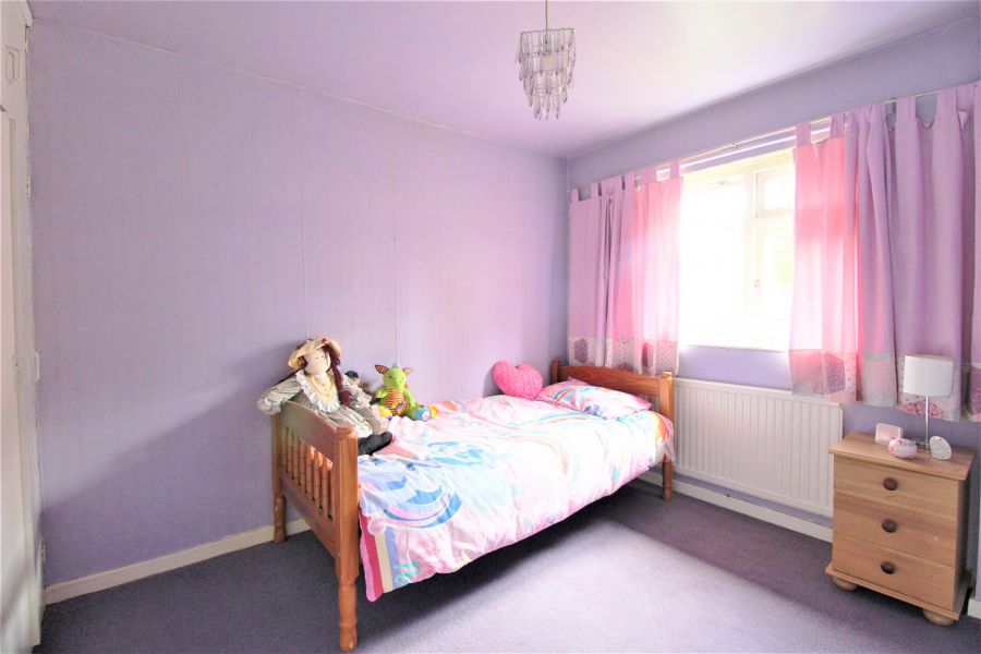 4 Sunningdale Green