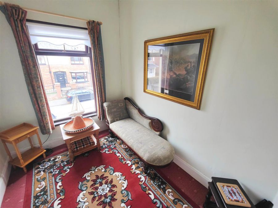 19 Wheatfield Gardens