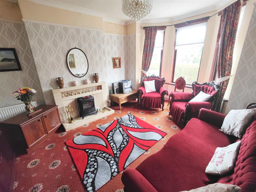 19 Wheatfield Gardens