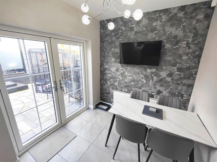 10 Mill Valley Way