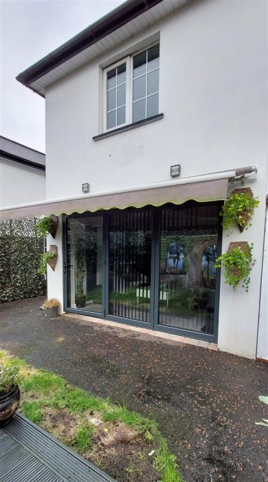 20 Deerpark Road