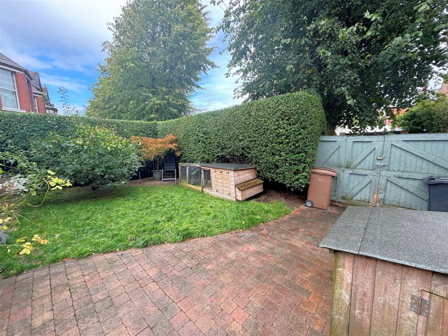 185 Cliftonville Road
