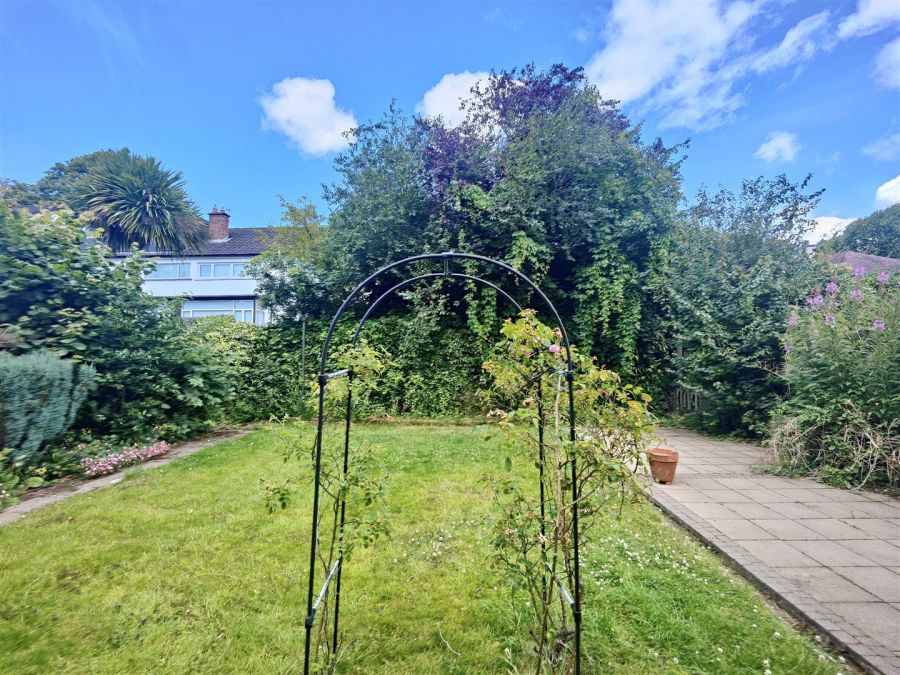 10 Alexandra Gardens