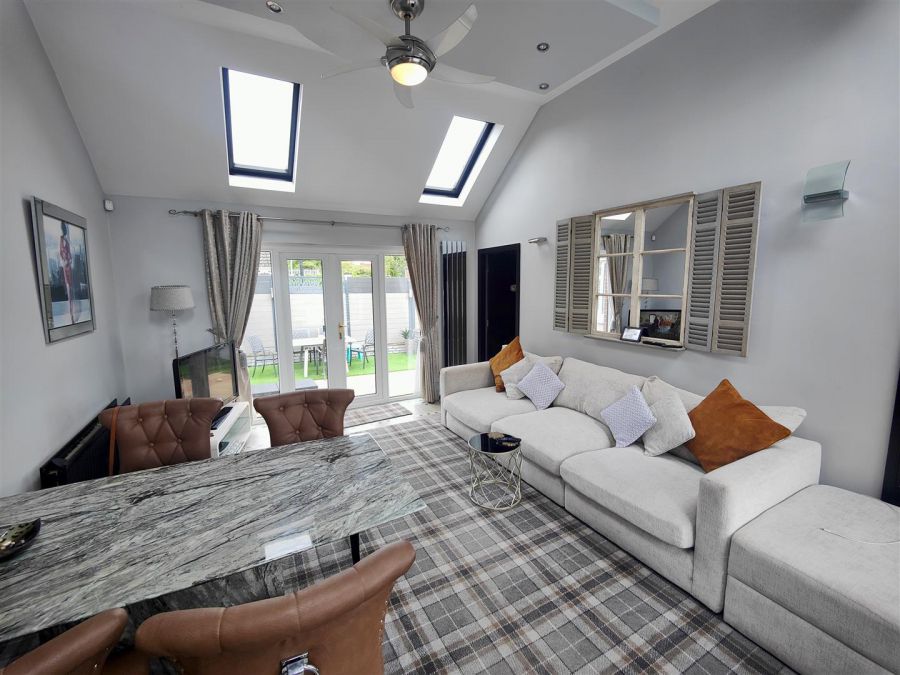 5 Brucevale Park