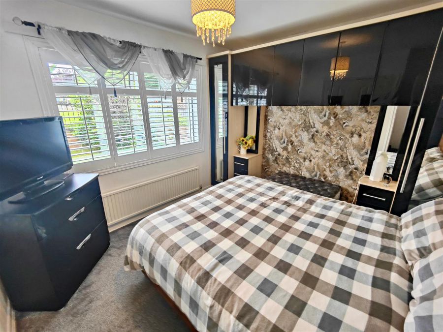 5 Brucevale Park