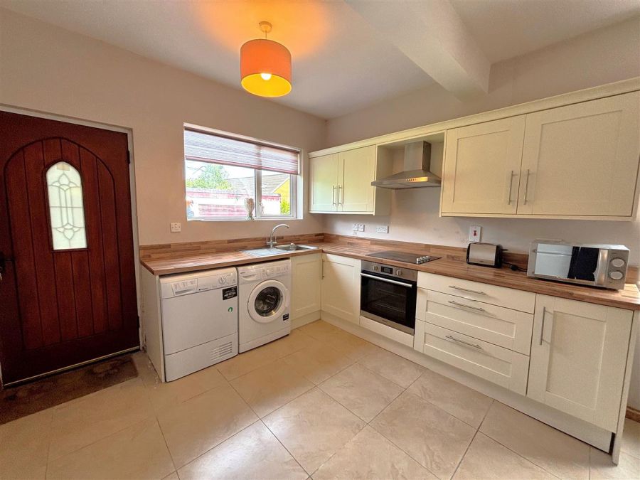 23 Cooldarragh Park