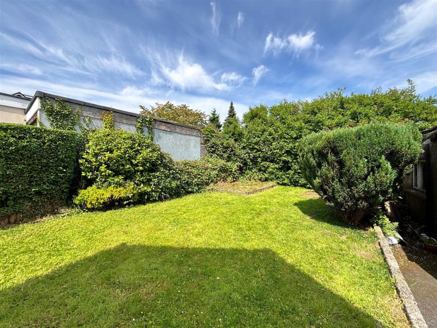 23 Cooldarragh Park