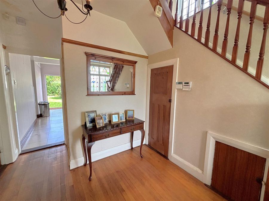 23 Cooldarragh Park