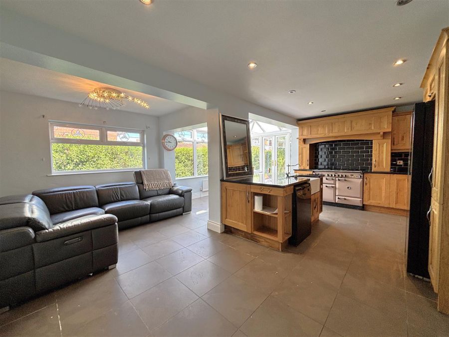 97 Somerton Road