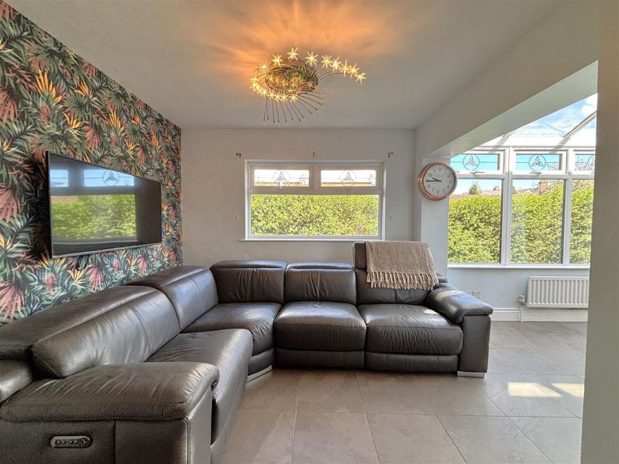 97 Somerton Road