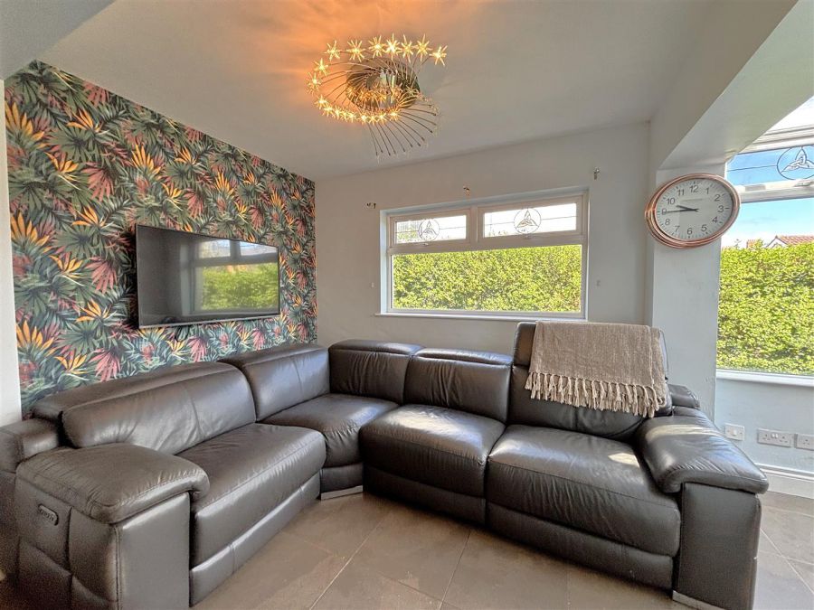 97 Somerton Road