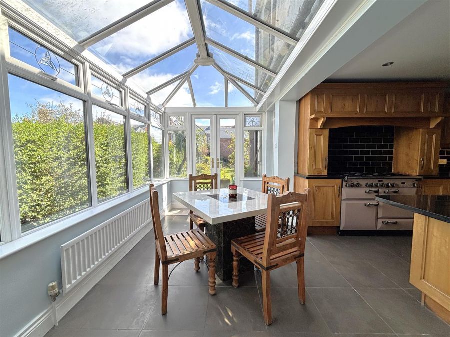 97 Somerton Road
