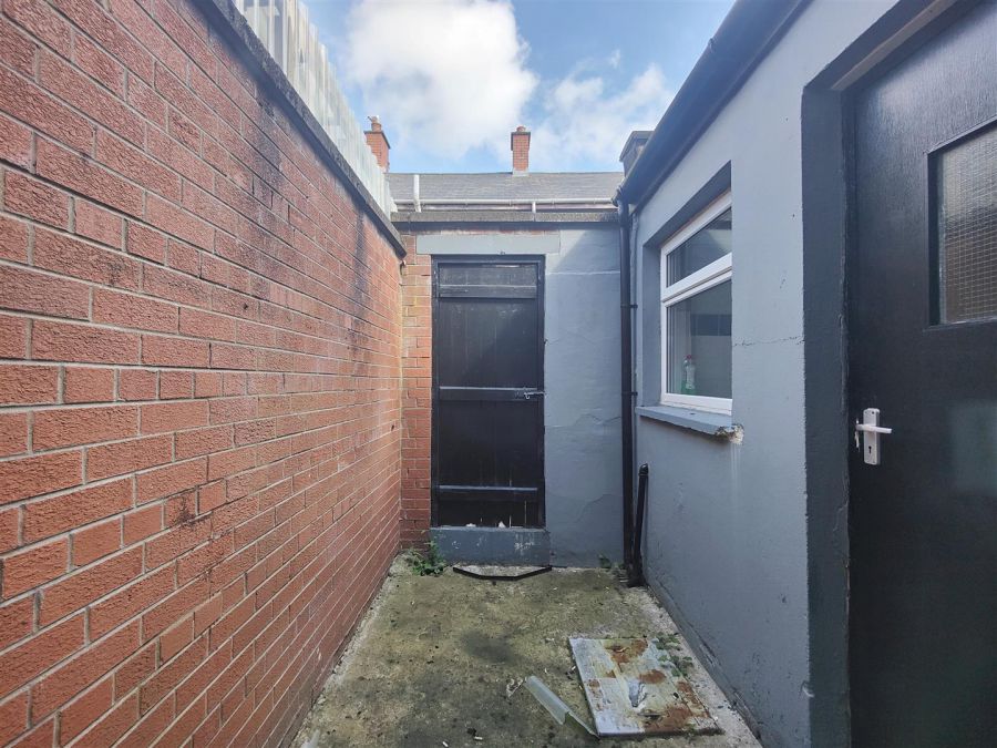 172 Brompton Park