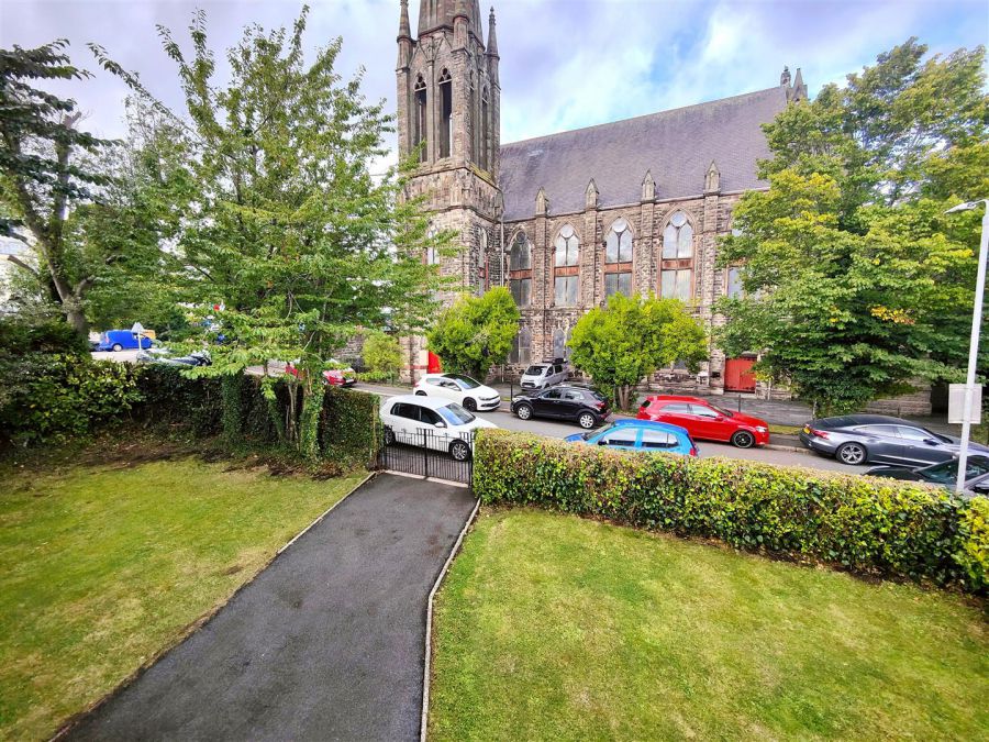 1 Alexandra Gardens