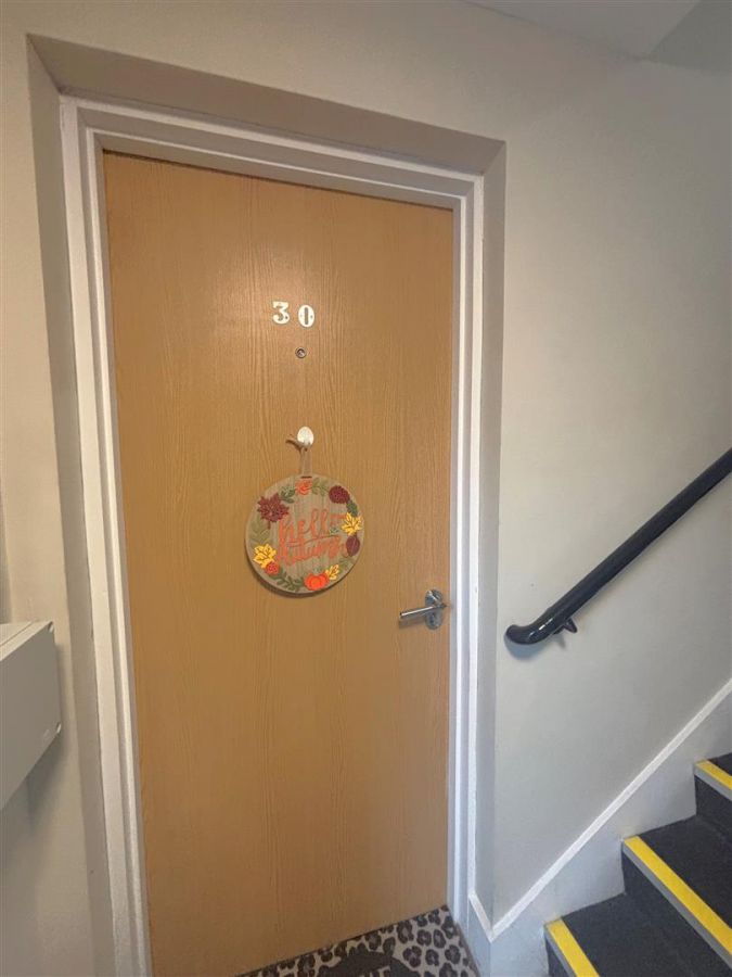 Apt 30, 5 West Circular Close