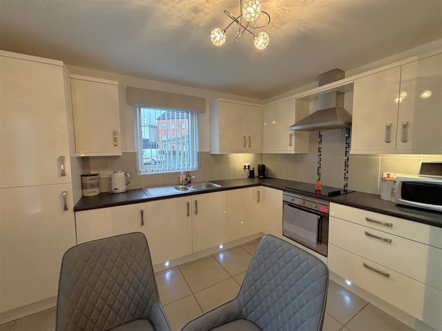 Apt 30, 5 West Circular Close