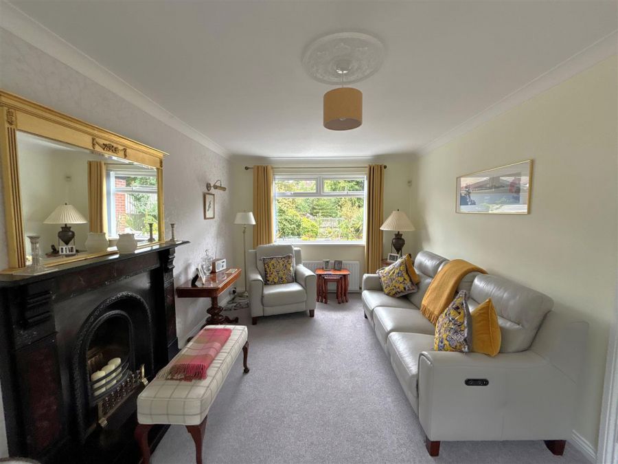 123 Fortwilliam Park