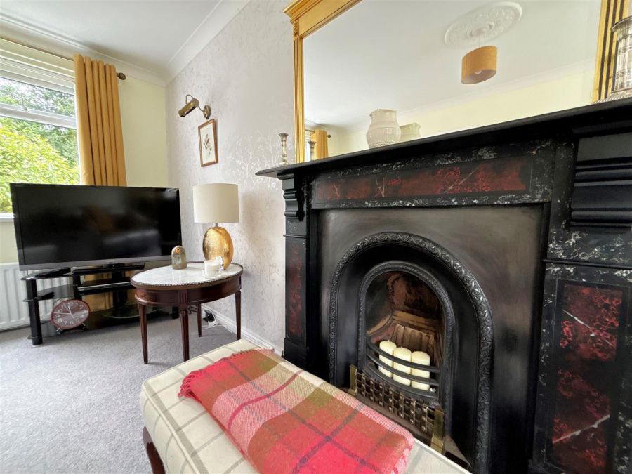 123 Fortwilliam Park