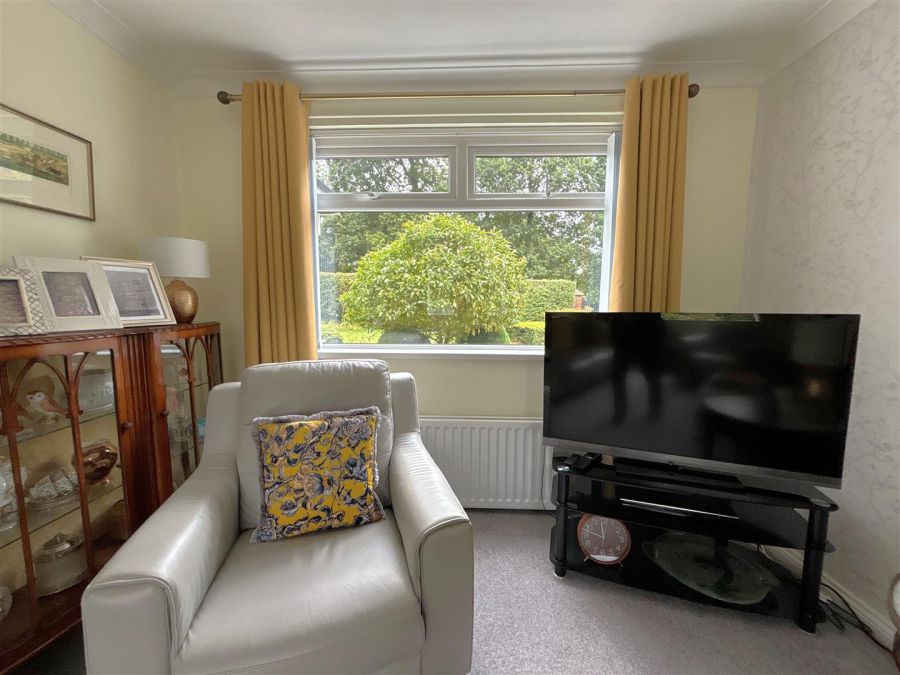 123 Fortwilliam Park