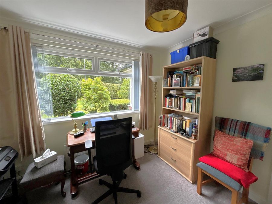 123 Fortwilliam Park
