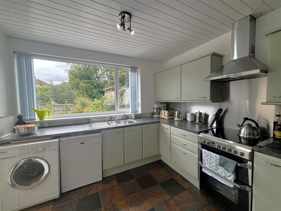 123 Fortwilliam Park