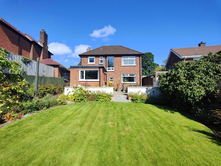 123 Fortwilliam Park