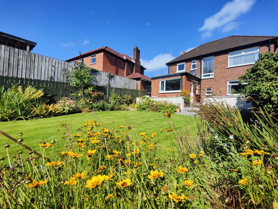 123 Fortwilliam Park