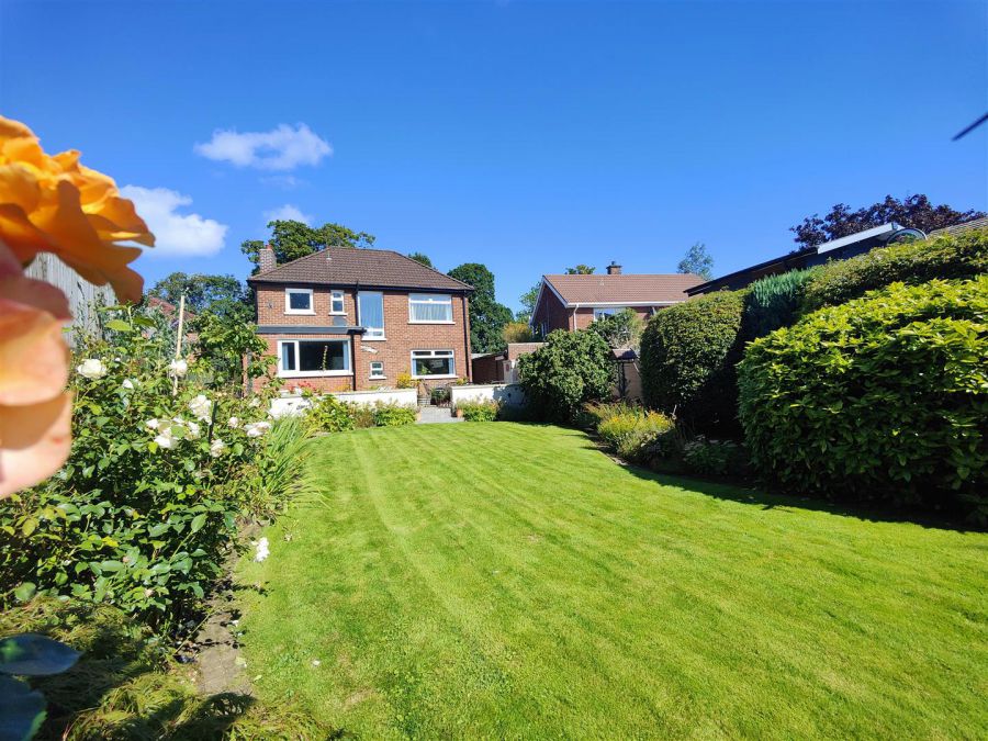 123 Fortwilliam Park