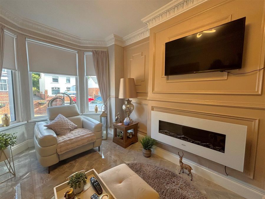 14 Westway Drive