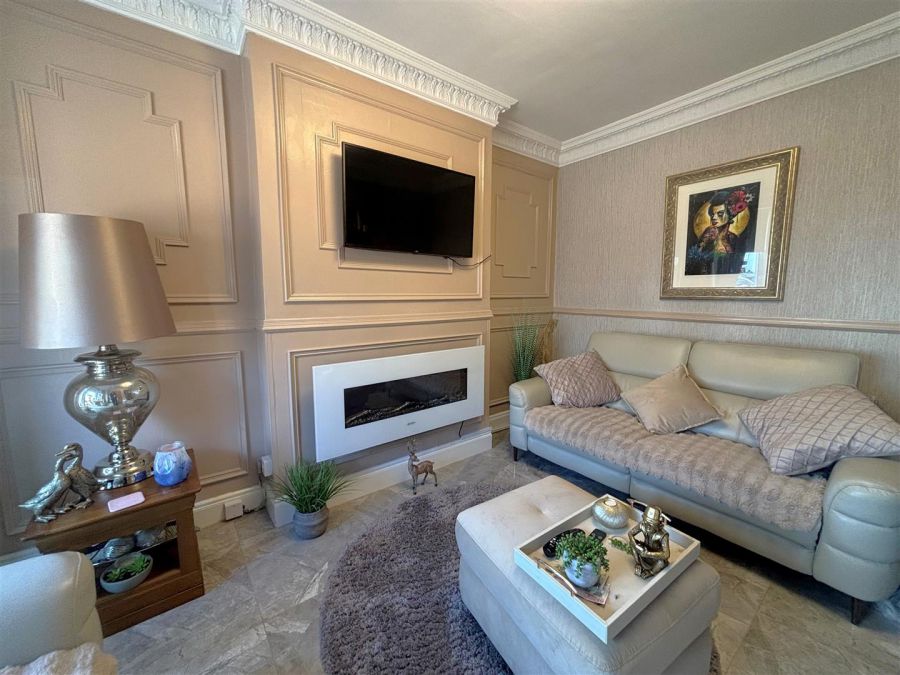 14 Westway Drive