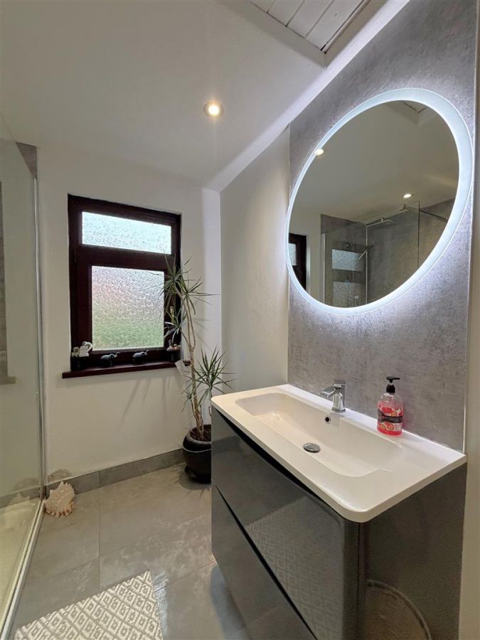 3 Cliftonville Street