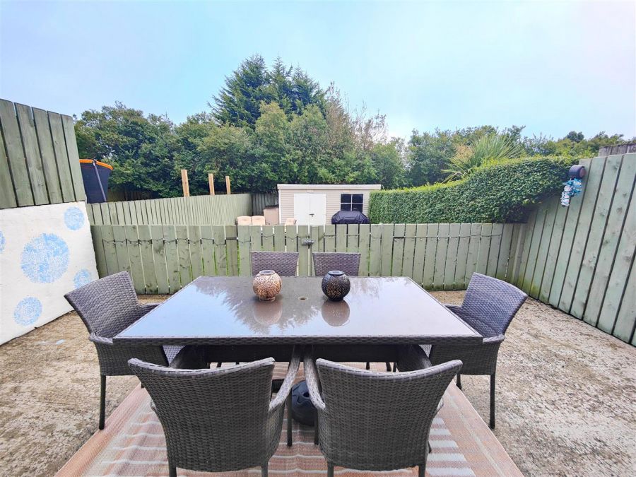 87 Joanmount Park