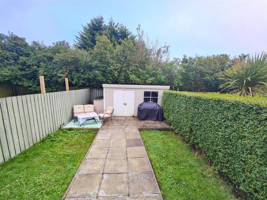 87 Joanmount Park