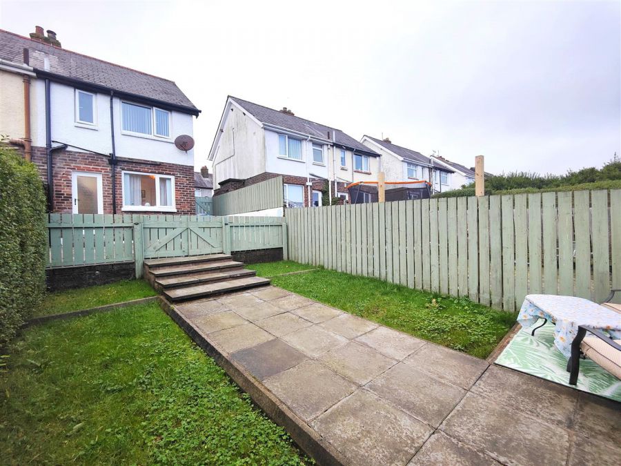87 Joanmount Park