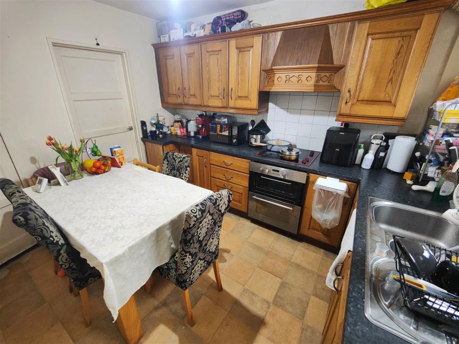 11 Waveney Grove