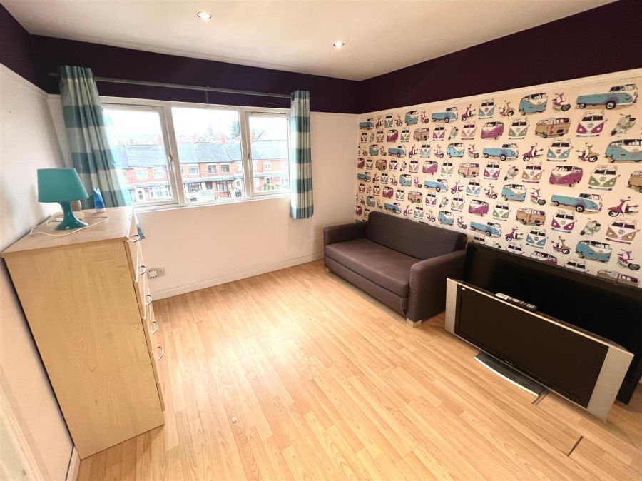 20 Ladbrook Drive