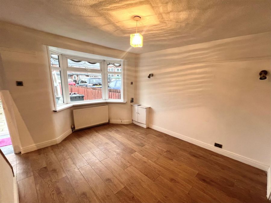 20 Ladbrook Drive