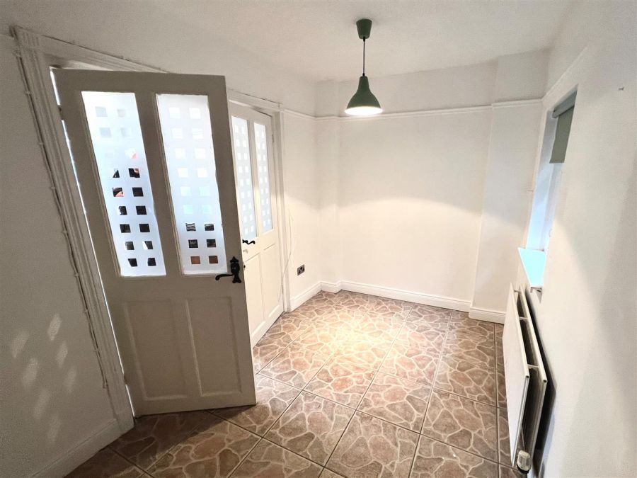 20 Ladbrook Drive