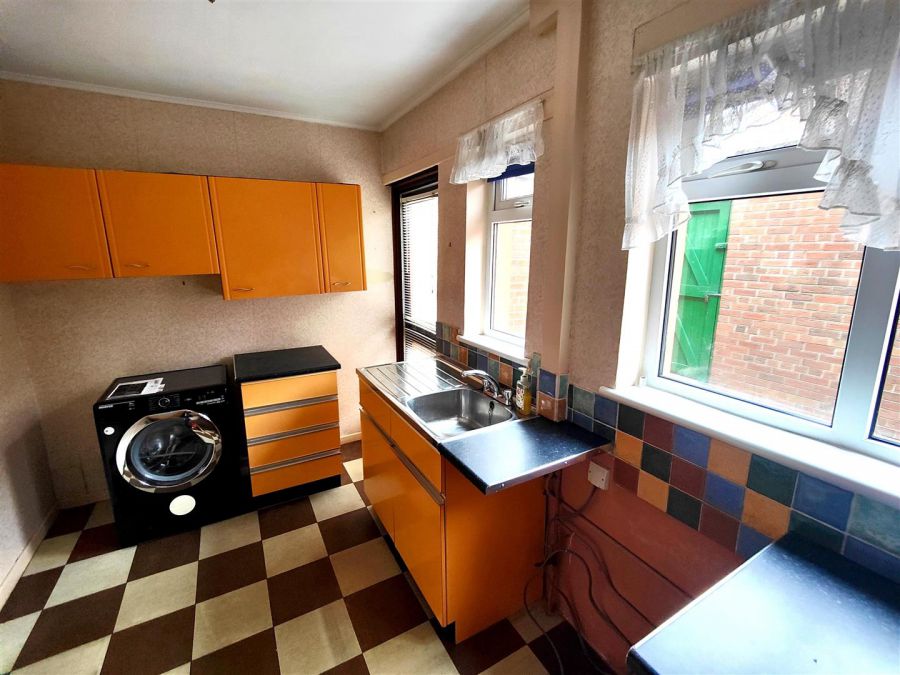 44 Brompton Park