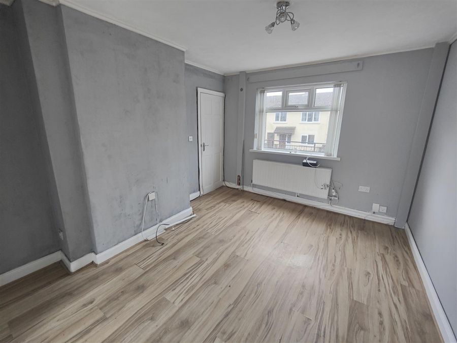 4 Tyndale Grove