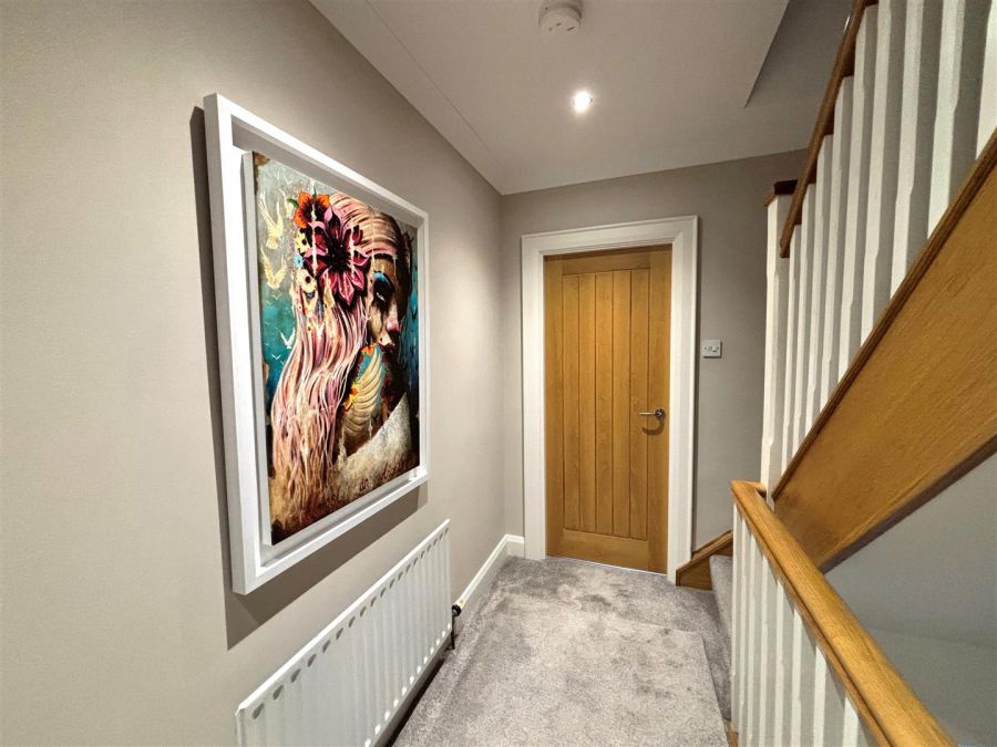 25 Lyndhurst View Avenue