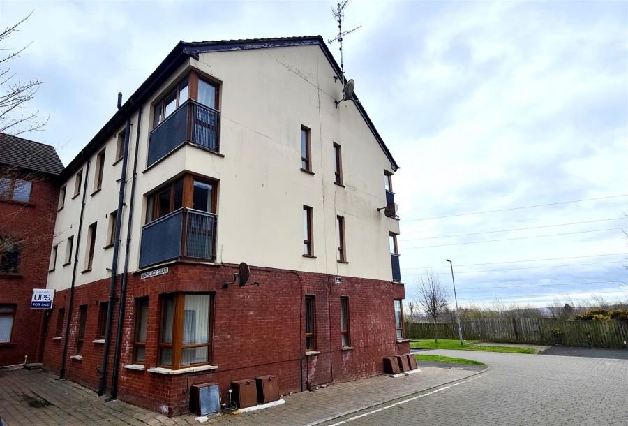 12f Heath Lodge Square